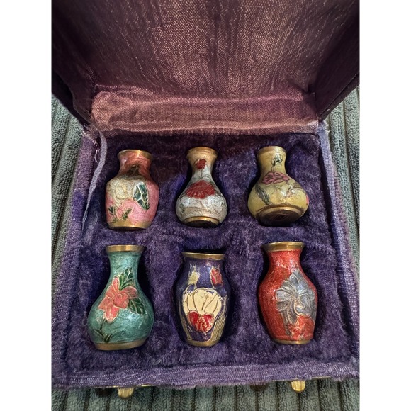 Set of 6 Vintage Miniature Cloisonne Vases Floral Design Brass Made in India - Picture 1 of 11
